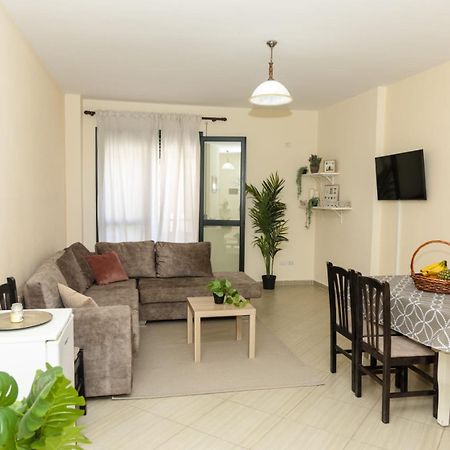 Bay Inn Apartment Sea Front فلورا المظهر الخارجي الصورة