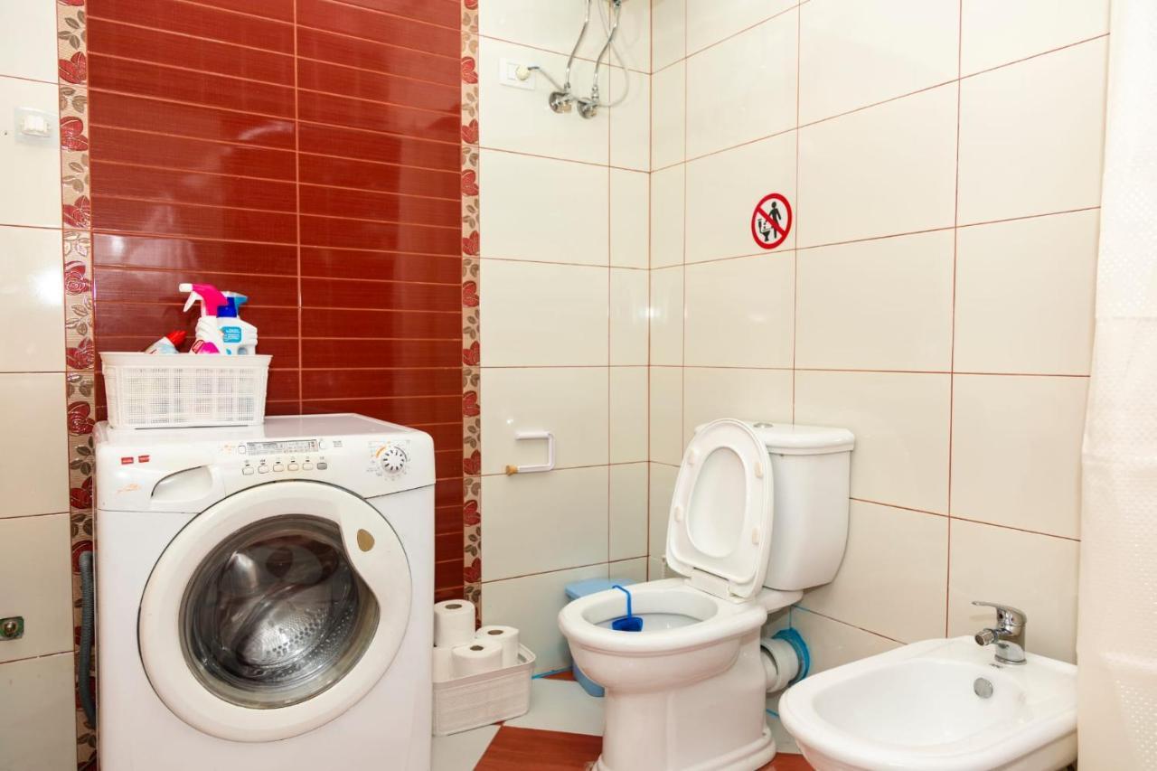 Bay Inn Apartment Sea Front فلورا المظهر الخارجي الصورة